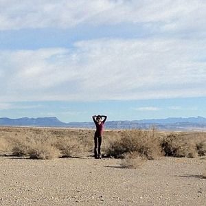 Meet your Posher, Derya